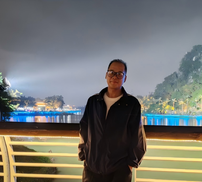 高山流云的第一张照片--四会闪婚服务中心